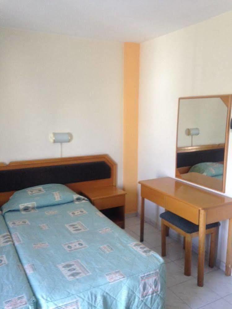 Lobelia Apartments Limassol Luaran gambar