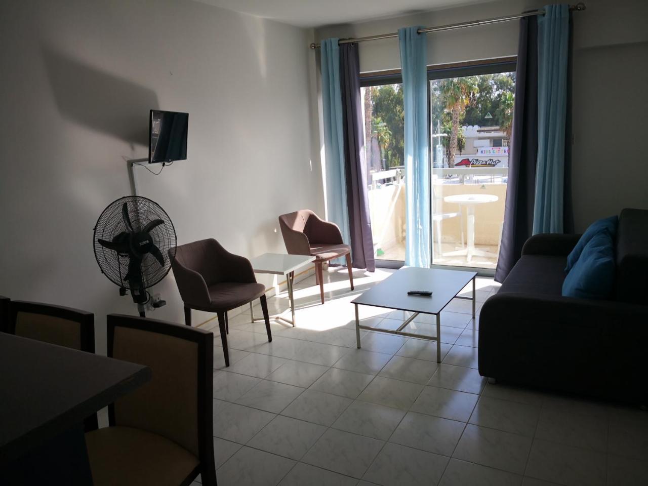 Lobelia Apartments Limassol Luaran gambar