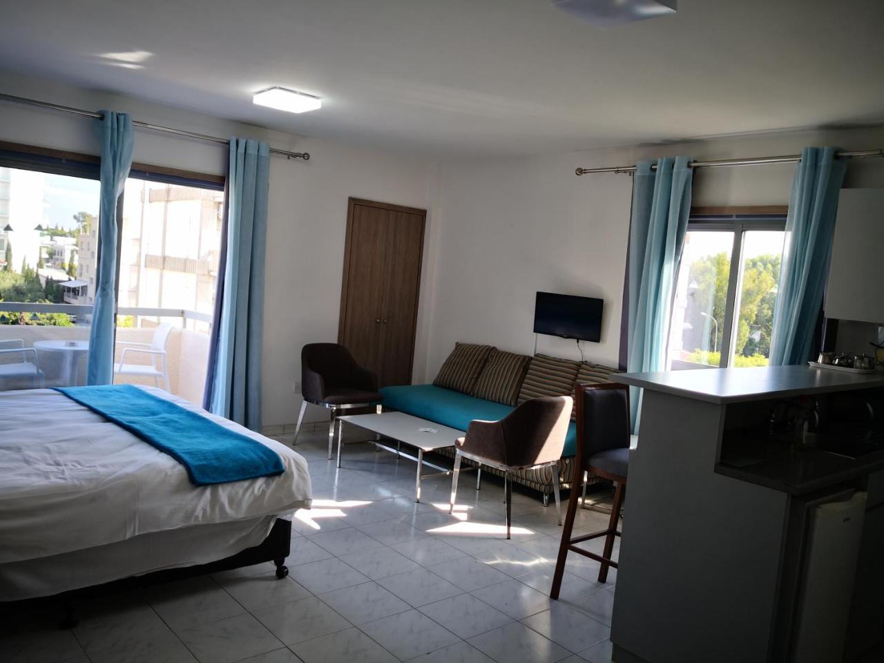 Lobelia Apartments Limassol Luaran gambar