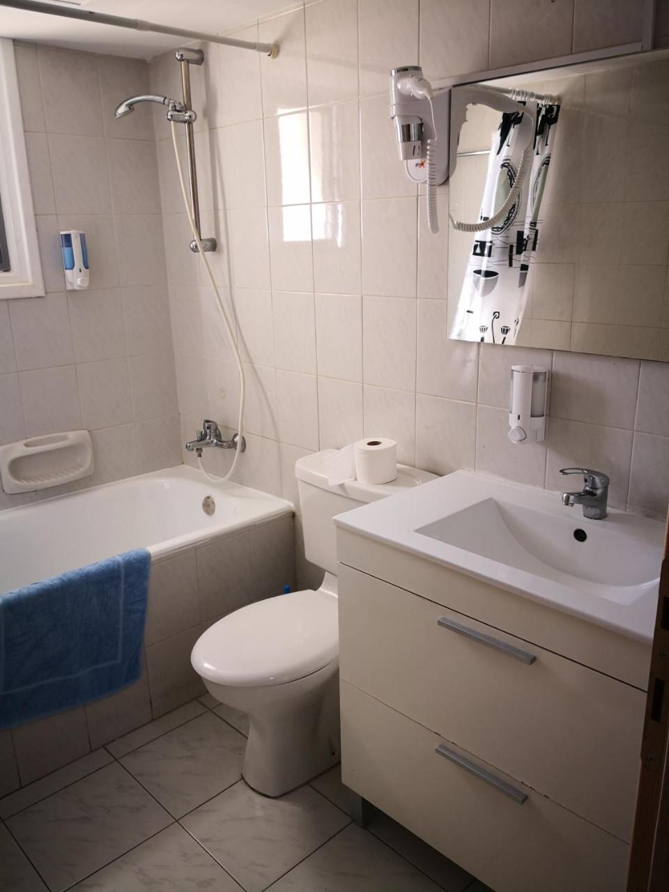 Lobelia Apartments Limassol Luaran gambar