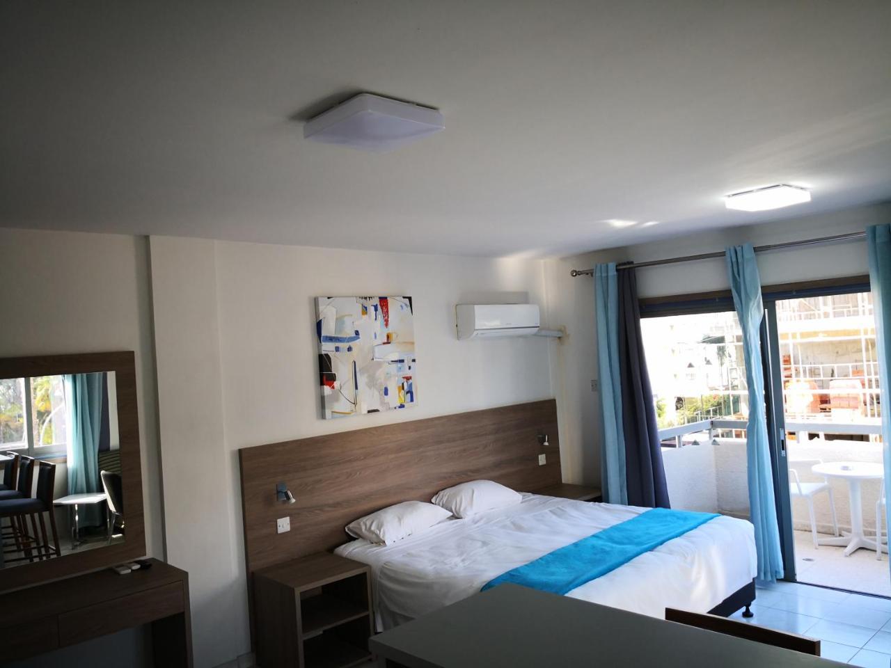 Lobelia Apartments Limassol Luaran gambar