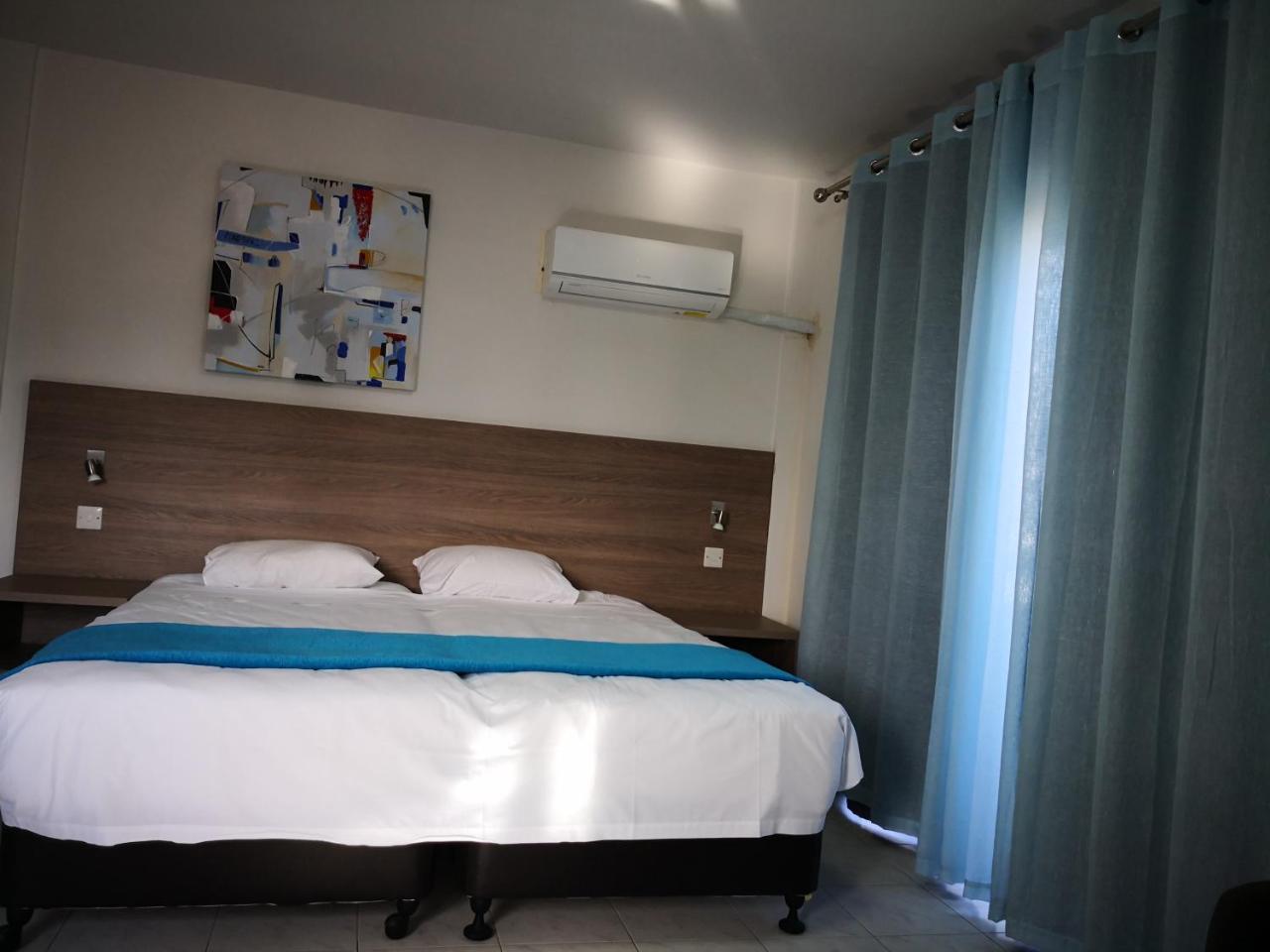Lobelia Apartments Limassol Luaran gambar